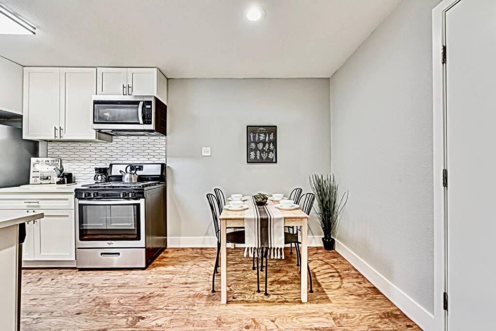 New - Near Deep Ellum + Downtown Dallas Flat Kültér fotó