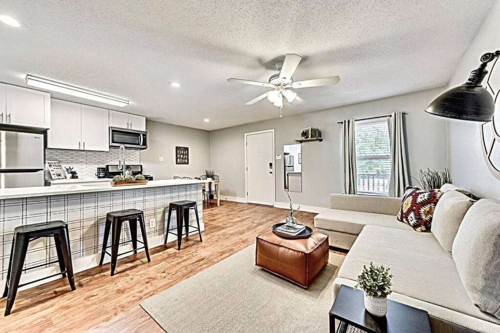 New - Near Deep Ellum + Downtown Dallas Flat Kültér fotó