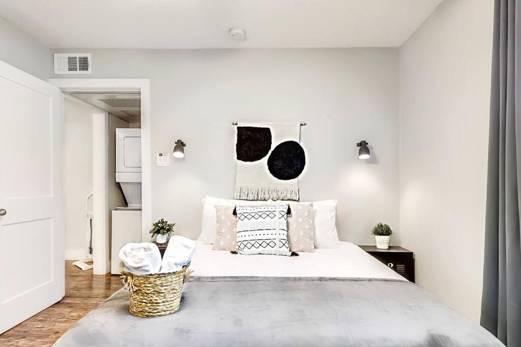 New - Near Deep Ellum + Downtown Dallas Flat Kültér fotó